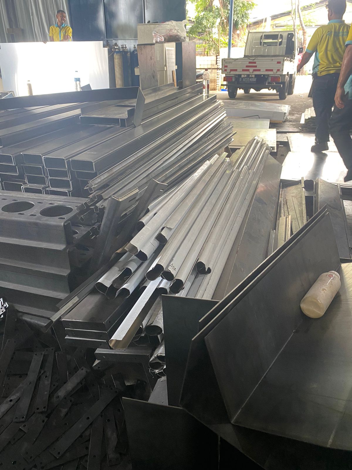 Bending Plat — AEK POHON PIDOLI